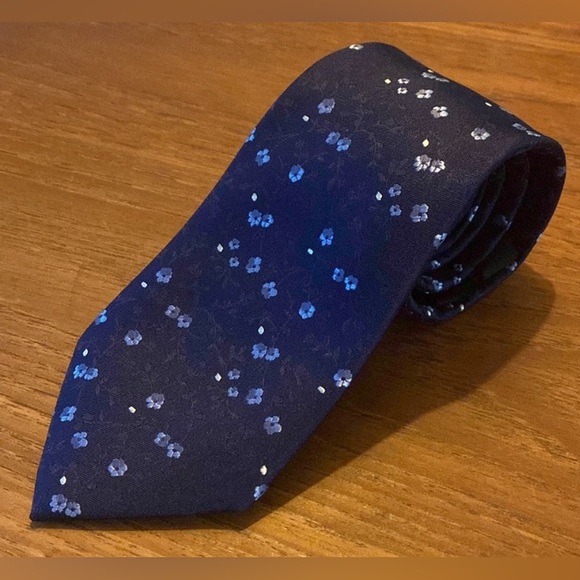 Bundle of 3 ties! - Picture 8 of 9